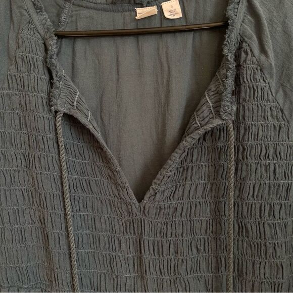 Melrose and Market Blue Smocked Peasant Tassel Top Small - Picture 9 of 9